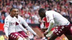 'Yan wasan Villa suna taya Hause, dama murnar kwallon da ya ci