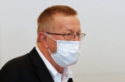 Wakil Presiden IOC, John Coates di Tokyo, Jepang, 15 Juni 2021.