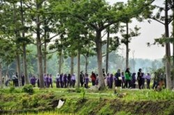 Kegiatan Backpacker Teaching saat menyambangi SDN 2 Jatiharjo, Grobogan, Jawa Tengah pada 6-15 Desember 2019. Foto: dokumentasi Backpacker Teaching