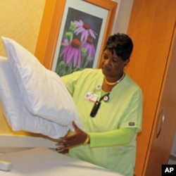 OhioHealth has paid out more than $377,000 to active employees, many of whom take a break from work to walk at lunch.