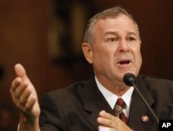 Kongressmen Dana Rorabaker (Dana Rohrabacher)