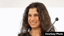 Associate Professor Lucie Cluver says government grants to poor South African teenage girls can protect them from some HIV risks. Courtesy: Oxford University