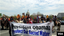 Native Americans, farmers, ranchers and cowboys gather outside the Capitol Hill in Washington, DC, during a 'Reject and Protect' rally to protest against the Keystone XL tar sands pipeline, April 22, 2014. (Photo: Diaa Bekheet)