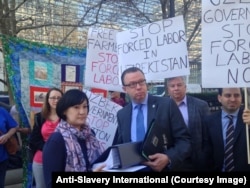 Vashiongton: O'zbekistonlik faollar Jahon banki rasmiylariga talabnoma topshirdi