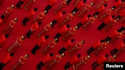 རྒྱ་ནག་གི་བཟའ་ཚང་ཚོ་སྡེབ་ཚོགས་གཉེན་སྒྲིག་ལ་ཞུགས།