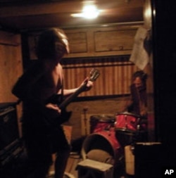 The photographer who posted this image on Flickr Creative Commons titled it, "Rockin' the RV".