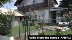 Delimično obnovljen dom novinara Milana Jovanovića (Foto RFE/RL)