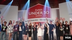 Accomplished Vietnamese entrepreneurs under 30 years old highlighted by Forbes. (Lien Hoang for VOA News)
