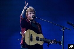 Singer Ed Sheeran performs at the Glastonbury Festival at Worthy Farm, in Somerset, England, June 25, 2017.