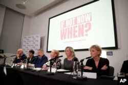A cross-party group of Members of Parliament attend a People's Vote press conference calling for a second referendum of Britain's European Union membership in London, Britain, Dec. 11, 2018.