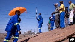 Des Miners à Marikana, Afrique du Sud, 15 août, 2013.