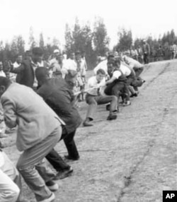Tug-of-war, Ethiopian style....uphill, downhill