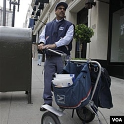 Dinas layanan pos Amerika harus mem-PHK sekitar 100.000 pegawai agar bisa terus bertahan.