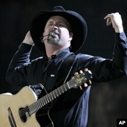 Garth Brooks