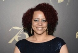 Nicole Hannah-Jones menghadiri Upacara Penghargaan Peabody Tahunan ke-75 di Cipriani Wall Street di New York. (Foto: AP/Evan Agostini)