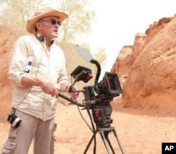 Director Danny Boyle on the set of 127 HOURS