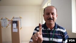 Jalel Ibrahim has been observing Iraqi elections since 1991. He says fraud-prevention measures are particularly necessary in Iraq, where political parties often fall on sectarian lines on May 12, 2018 in Irbil, Kurdistan Region, Iraq. (H.Murdock/VOA)