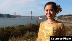 Devi Fransisca, konduktor kelompok paduan suara 'the Resonanz Children Choir' (foto/dok: TRCC)