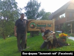 Орест Дель Соль із дружиною Йоланою на своїй фермі