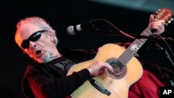Merle Haggard performs during the Bonnaroo Arts and Music Festival in Manchester, Tenn., June 14, 2009.