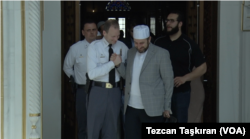 Kepala Polisi PG County melakukan kunjungan solidaritas ke masjid Diyanet Center of America di Maryland. (15/3)