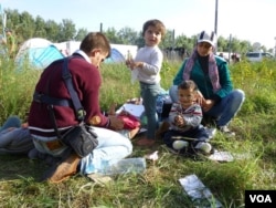 FILE - Syrian refugees at Horgos, Serbia, Sept. 15, 2015. (Henry Ridgwell/VOA)