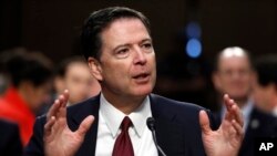 L'ancien directeur du FBI James Comey témoigne à Capitol Hill, le 8 juin 2017, à Washington.