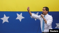 L'opposant vénézuélien Juan Guaidó, président de l'Assemblée nationale, s'exprimant lors d'une manifestation à Caracas, le 10 mars 2020. (REUTERS/Manaure Quintero)