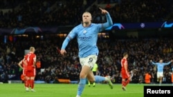 Haaland bayan da ya zura kwallo a ragar Bayern