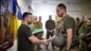 Zelenskyy Kunjungi Garis Depan Pertempuran di Wilayah Donetsk Timur