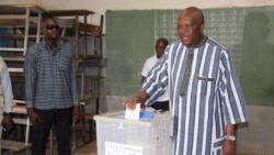 Newton Ahmed Barry au micro de Bagassi Koura