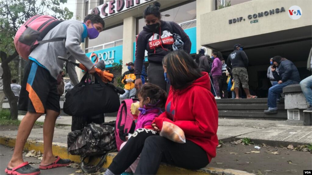 Según la Agencia de las Naciones Unidas para los Refugiados (ACNUR), Ecuador ha recibido a unos 363.018 migrantes y refugiados venezolanos.