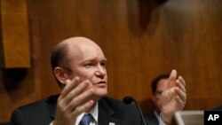 Le sénateur démocrate Christopher Coons à Washington le 12 juillet 2017.