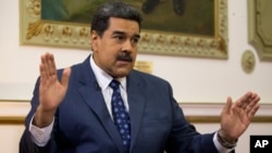 En entrevista con el Washington Post, el presidente en disputa de Venezuela, Nicolás Maduro, dijo estar listo para entablar conversaciones con EE.UU.
