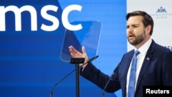 যুক্তরাষ্ট্রের ভাইস প্রেসিডেন্ট জেডি ভ্যান্স শুক্রবার (১৪ ফেব্রুয়ারি) জার্মানির মিউনিখে অনুষ্ঠিত মিউনিখ নিরাপত্তা সম্মেলনে বক্তব্য রাখছেন। 