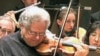 Famous Violinist Works to Eradicate Polio