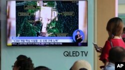 Južnokorejci gledaju satelitske snimke sjevernokorejske lokacije za lansiranje raketa