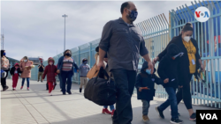 Llegada de los primeros migrantes a la frontera sur de EEUU por El Paso, Texas, el viernes 26 de febrero de 2021. [Foto: Celia Mendoza]