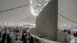 Des milliers de pèlerins à La Mecque