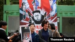 Park Sang-hak, a North Korean defector and leader of an anti-North Korea civic group, speaks as he prepares to release balloons containing leaflets denouncing North Korean leader Kim Jong Un, near the demilitarized zone in Paju, June, 16, 2020.