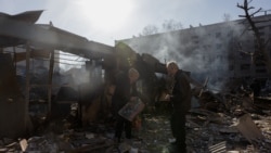 Chính phủ Mỹ cắt không cho Ukraine tiếp cận hình ảnh vệ tinh | VOA