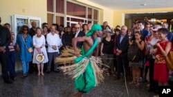 Una delegación de arte y cultura encabezado por la presidenta de la Fundación Nacional para las Artes de EE.UU., Jane Chu visitaron la isla y apreciaron el arte cubano en múltiples manifestaciones.