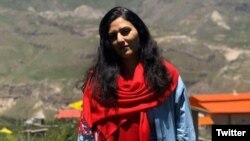 گلرخ ایرایی. آرشیو