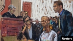 Un bosquejo publicado por Reuters ilustra la presentación de Hugo "El Pollo" Carvajal, ex jefe de los servicios de inteligencia militar en Venezuela, ante el juez Stewart Aaron, en la Corte Federal de Manhattan, Nueva York, este jueves 20 de julio de 2023.