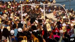 Pope Urges Justice, Unity in Sri Lanka 