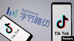 Logo TikTok dan ByteDance dalam foto ilustrasi, 27 November 2019. 