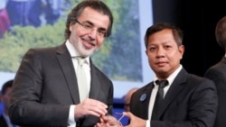 បទ​សម្ភាសន៍ VOA៖ អង្គការ​ជួយ​កុមារ​រង​គ្រោះ​បាន​ទទួល​រង្វាន់​​