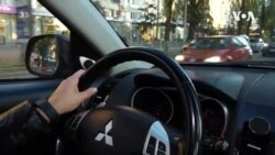 Во недостаток од мажи возачи, сè повеќе Украинки почнуваат да возат камиони