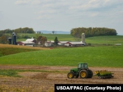 资料照：美国马里兰州的一块农田(2020年4月29日)。