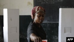 Phụ nữ Liberia đi bỏ phiếu tại Monrovia, ngày 8/11/2011